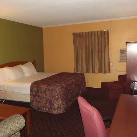 Deluxe Inn